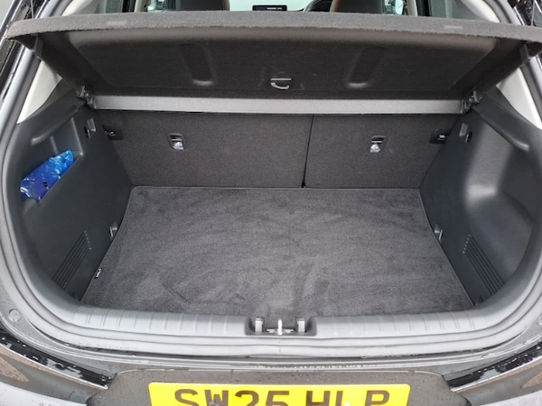 Used Kia Stonic 2025 for sale - 76269280: Photo 8
