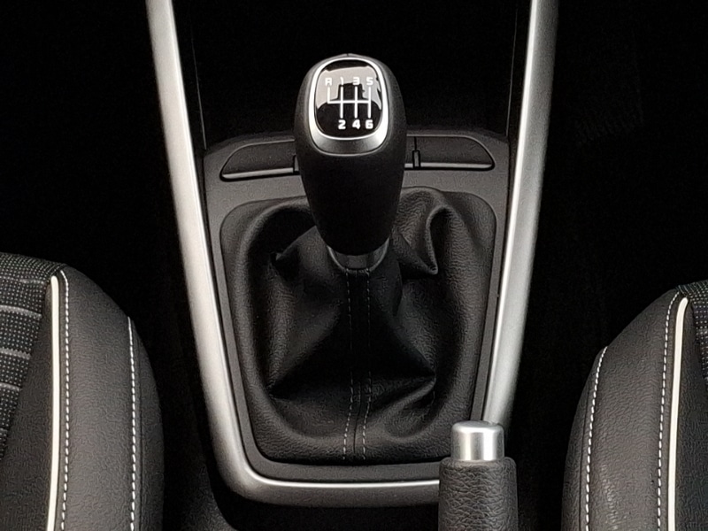 Used Kia Stonic 2025 for sale - 77034973: Photo 12