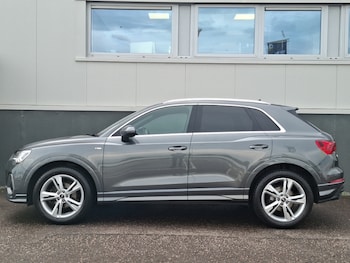 Used Audi Q3 2024 for sale - 79126704: Photo