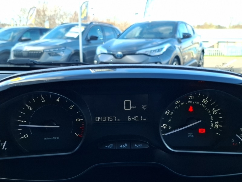 Used Peugeot 208 2019 for sale - 77896926: Photo 13