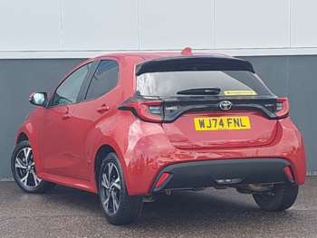 Used Toyota Yaris 2024 for sale - 74983506: Photo