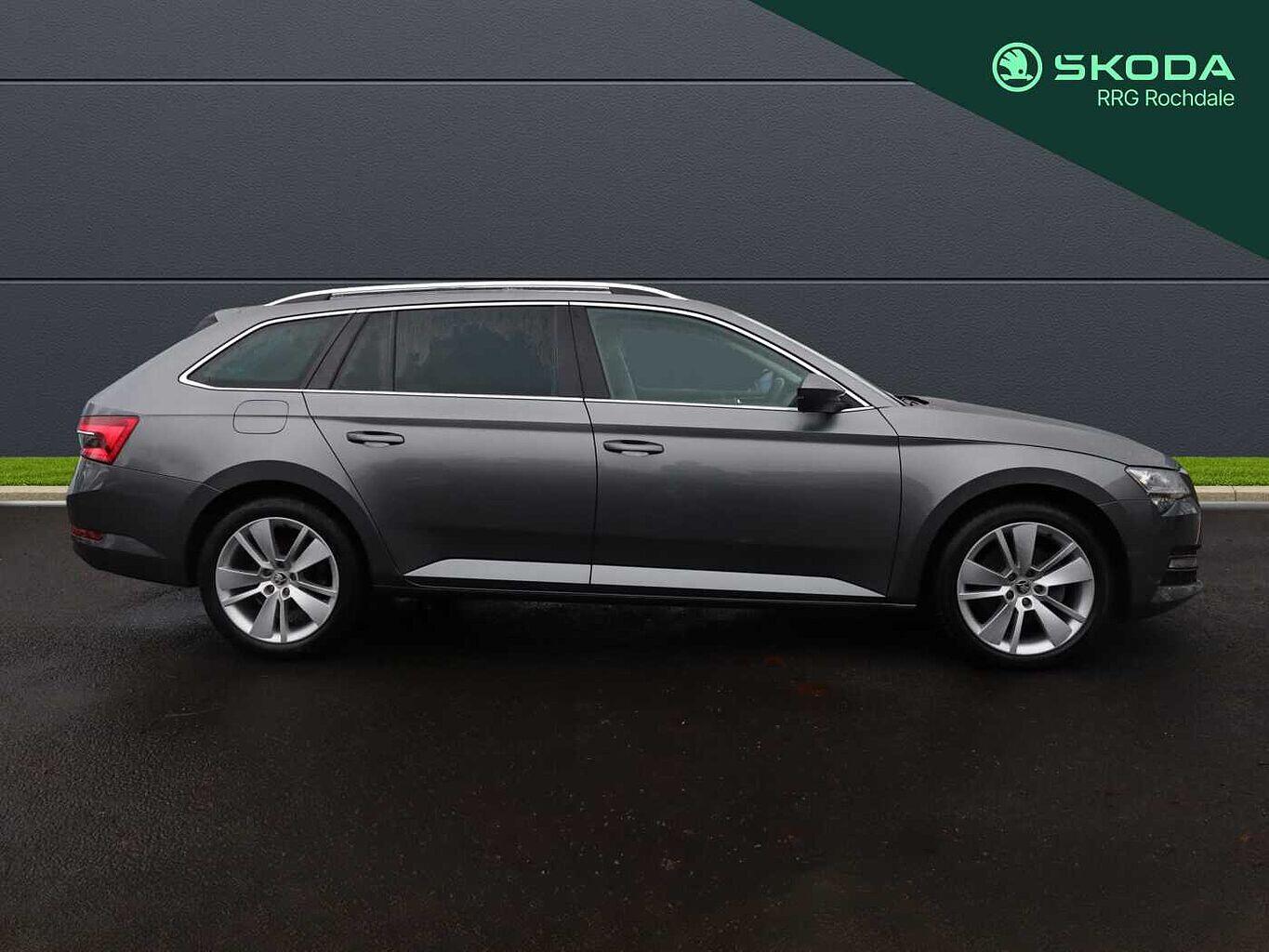 Used Skoda Superb 2022 for sale - 76774709: Photo 4