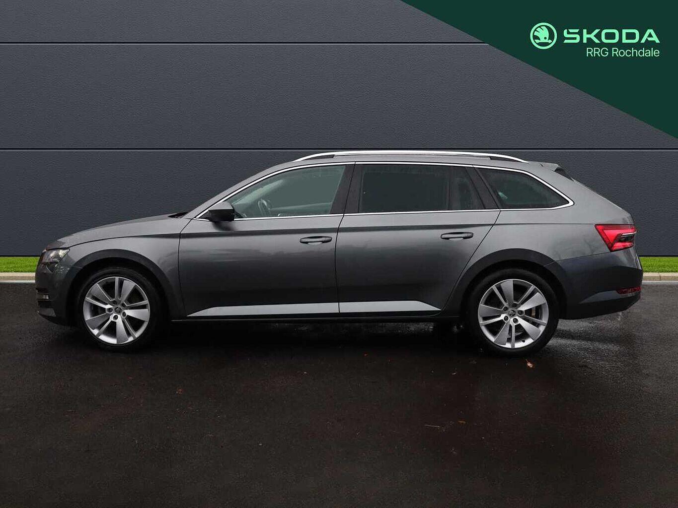 Used Skoda Superb 2022 for sale - 76774709: Photo 9