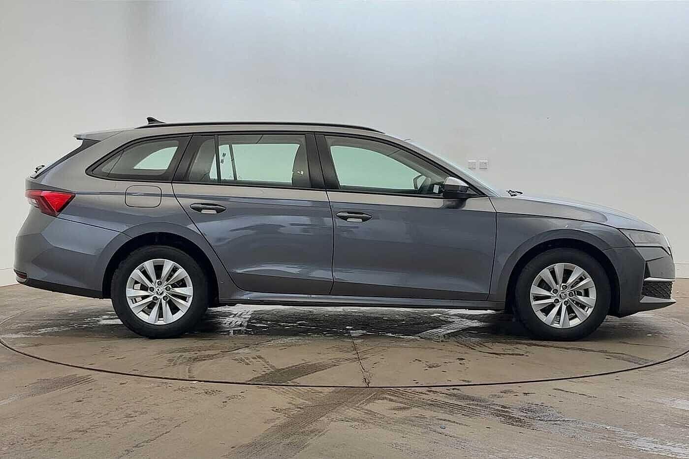 Used Skoda Octavia 2024 for sale - 76676747: Photo 4