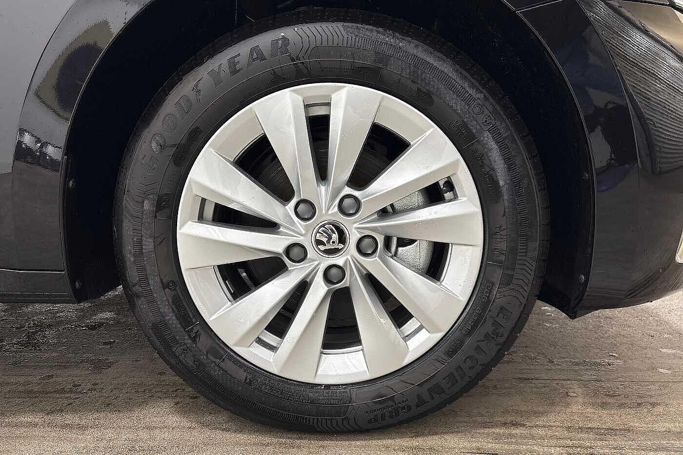 Used Skoda Octavia 2024 for sale - 76676783: Photo 5