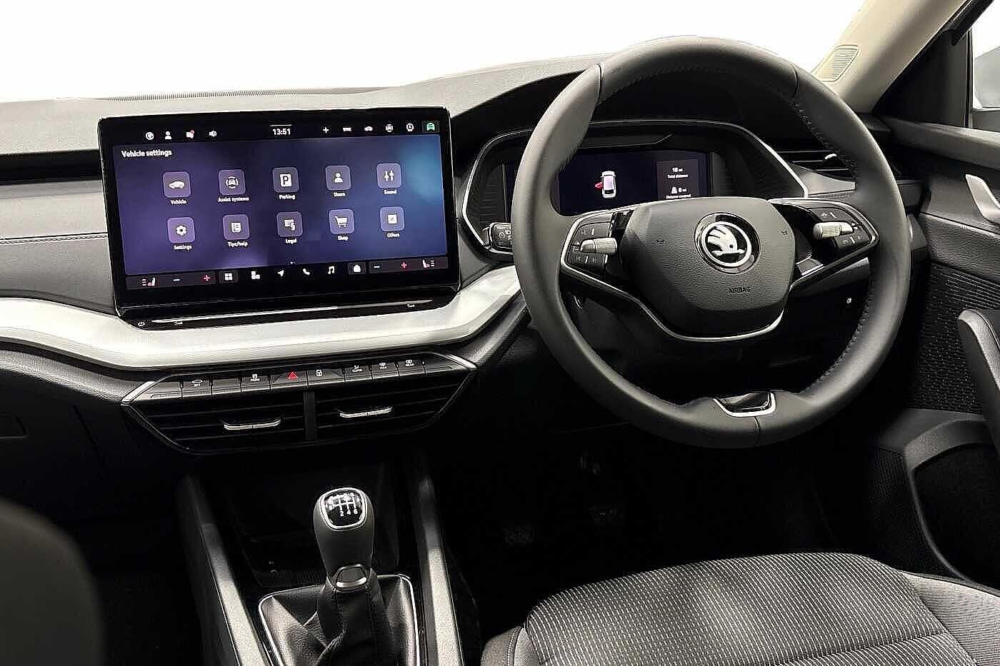 Used Skoda Octavia 2024 for sale - 76718719: Photo 2