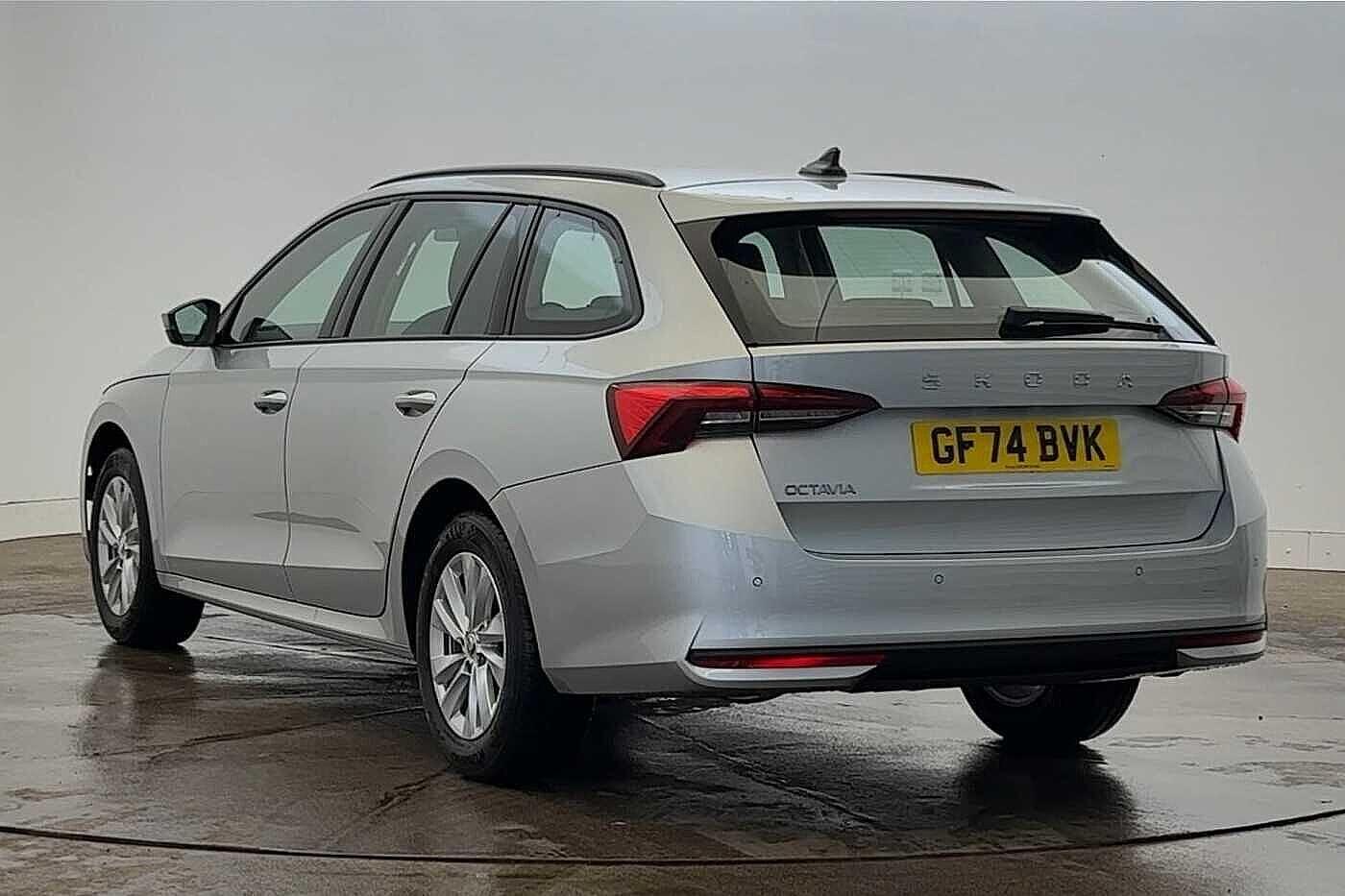 Used Skoda Octavia 2024 for sale - 76718719: Photo 3