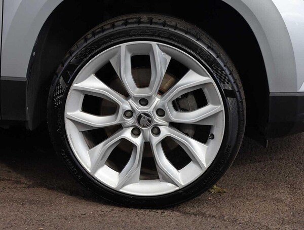Used Skoda Karoq 2021 for sale - 76286698: Photo 5