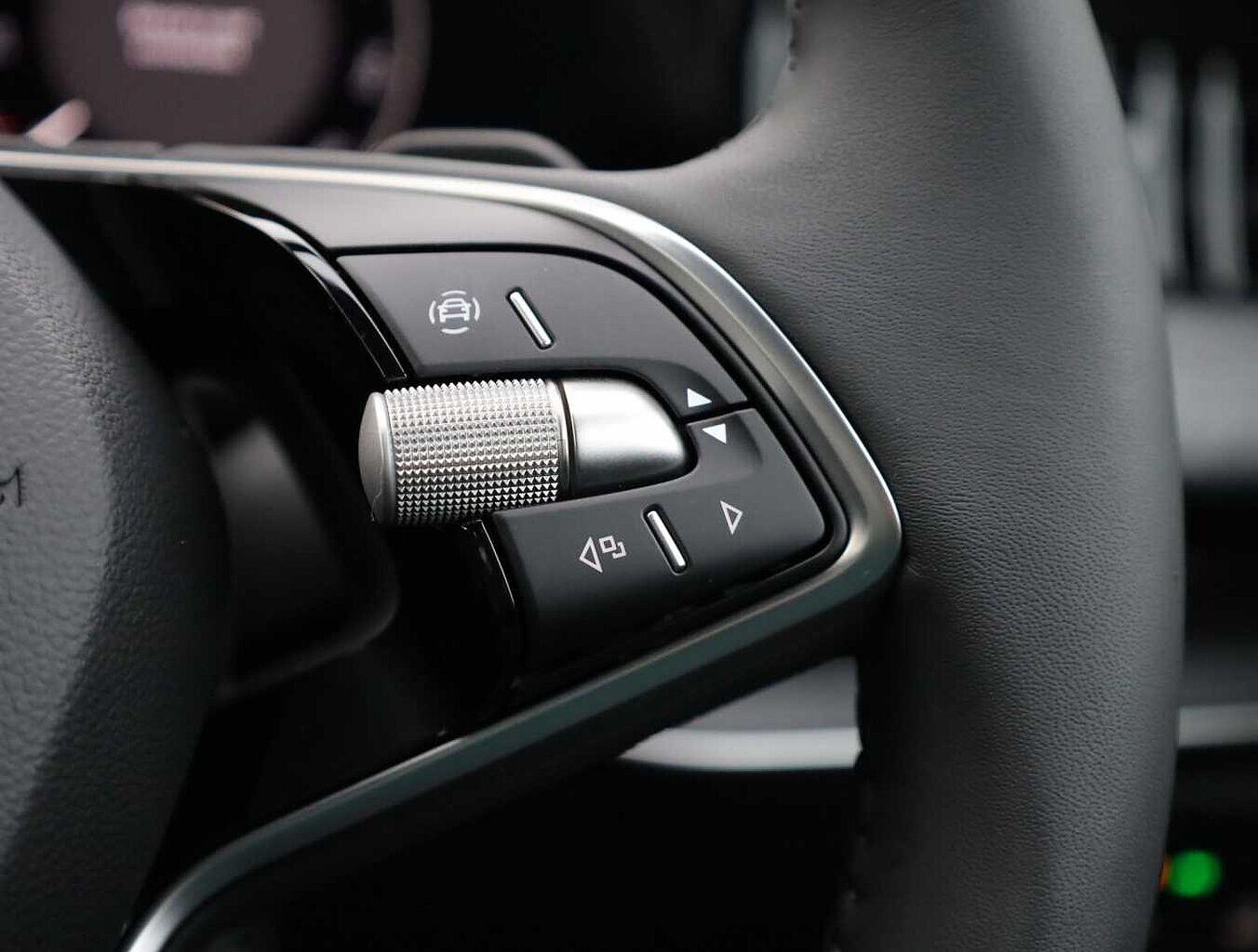 Used Skoda Superb 2024 for sale - 76676542: Photo 10