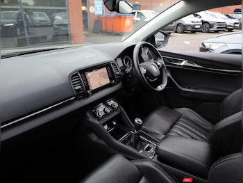 Used Skoda Karoq 2022 for sale - 76286720: Photo 2