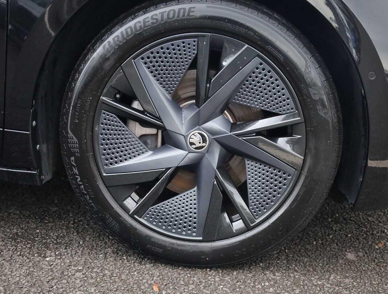 Used Skoda Enyaq 2023 for sale - 76676497: Photo 5