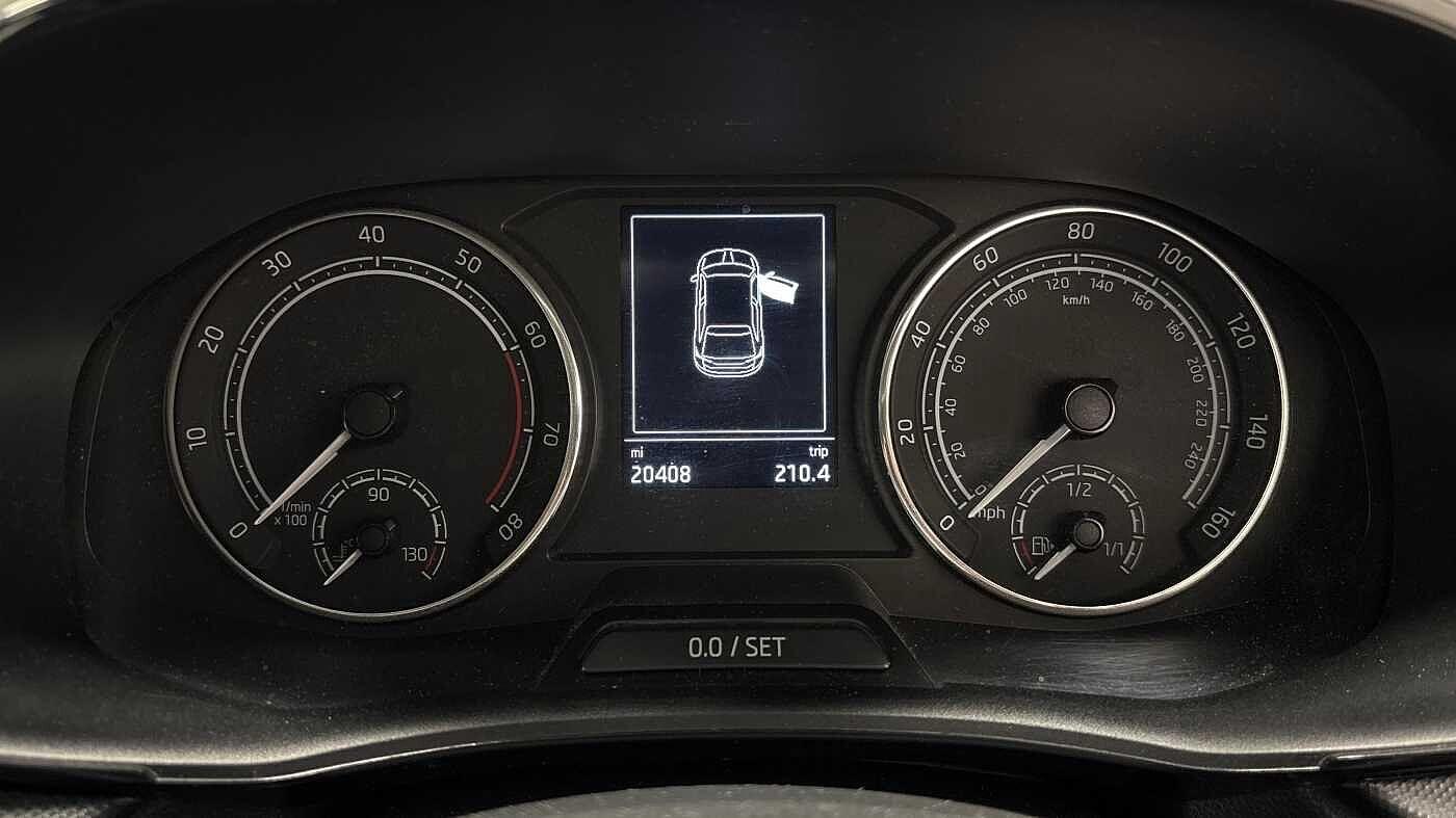 Used Skoda Fabia 2023 for sale - 77104654: Photo 8