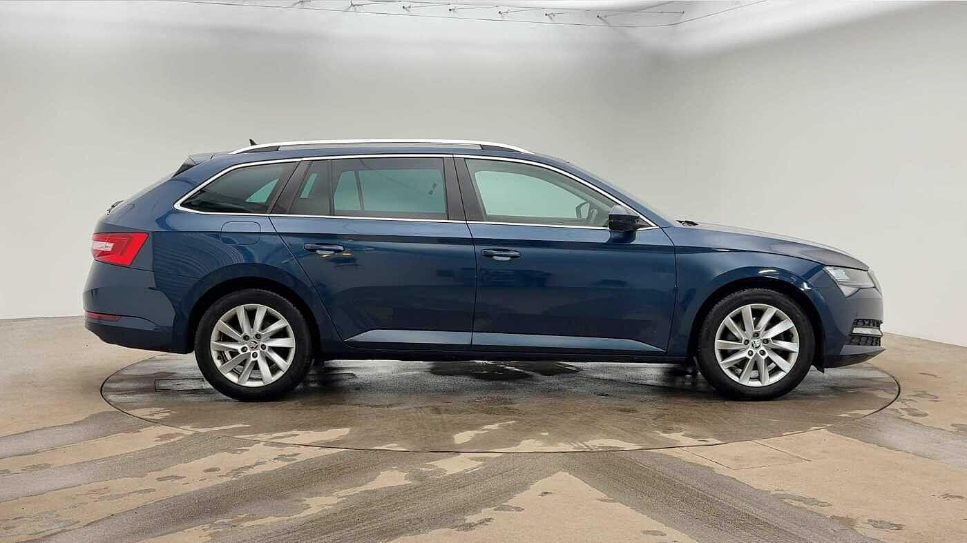 Used Skoda Superb 2022 for sale - 76906237: Photo 3