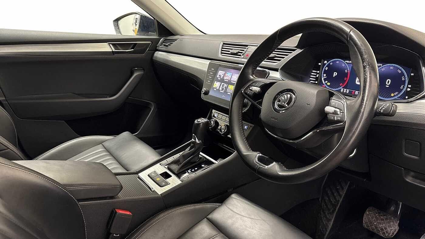 Used Skoda Superb 2022 for sale - 76906237: Photo 4