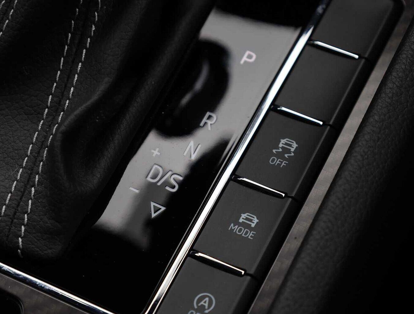 Used Skoda Superb 2023 for sale - 76675937: Photo 13