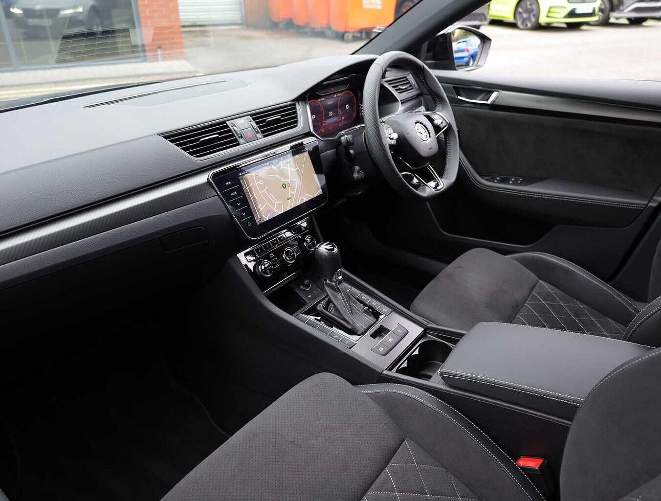 Used Skoda Superb 2023 for sale - 76675937: Photo 2