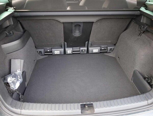 Used Skoda Karoq 2022 for sale - 76286700: Photo 17