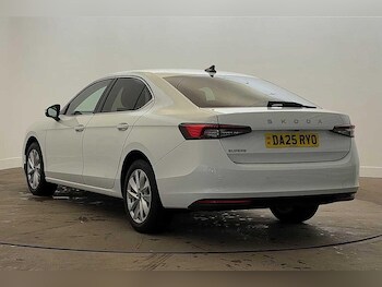 Used Skoda Superb 2025 for sale - 77567655: Photo