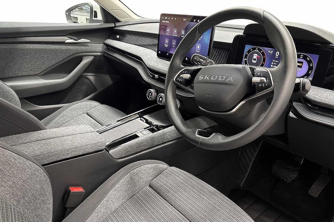 Used Skoda Superb 2025 for sale - 77567655: Photo 6