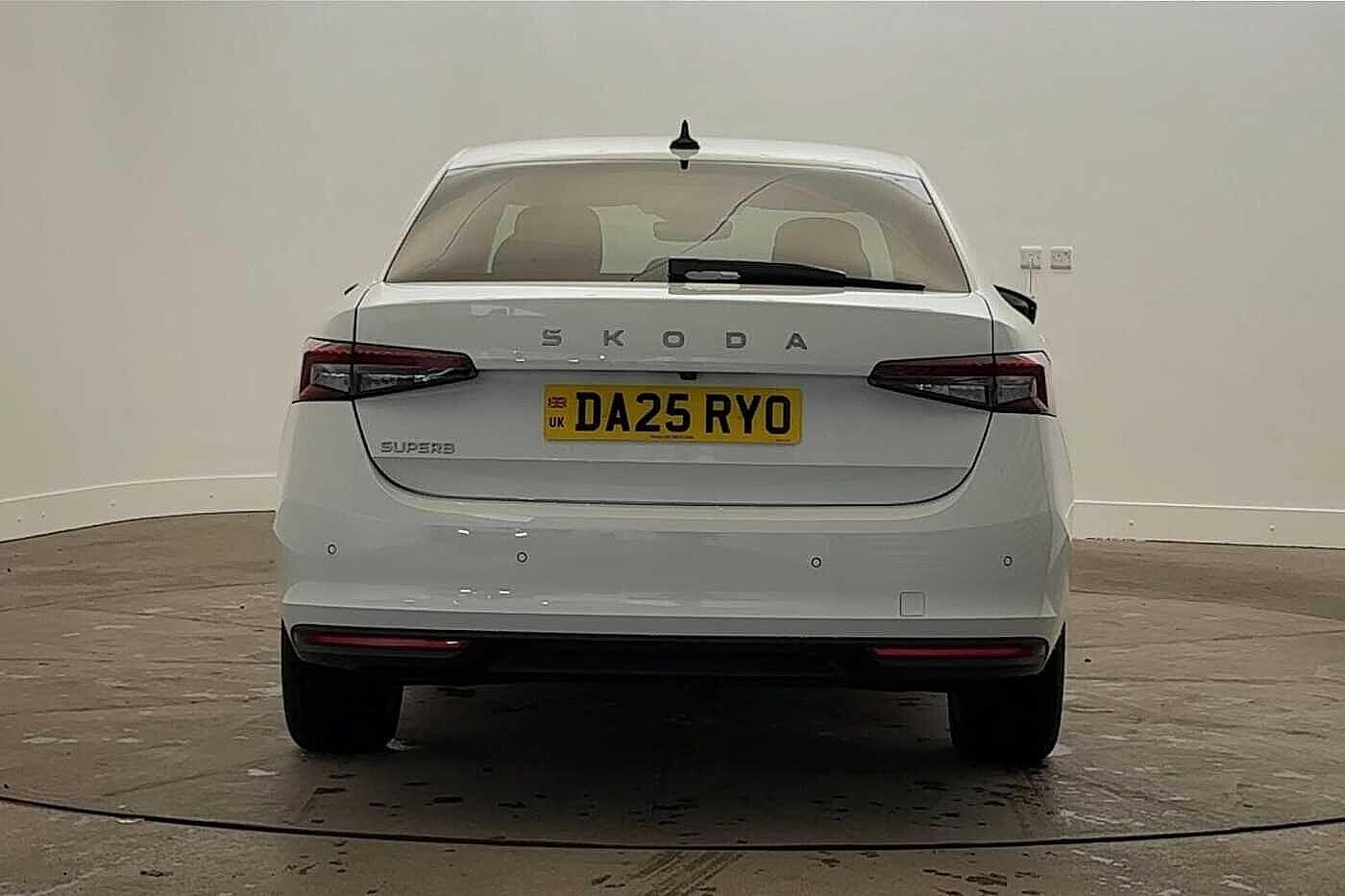 Used Skoda Superb 2025 for sale - 77567655: Photo 8