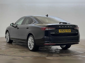 Used Skoda Superb 2025 for sale - 77294797: Photo