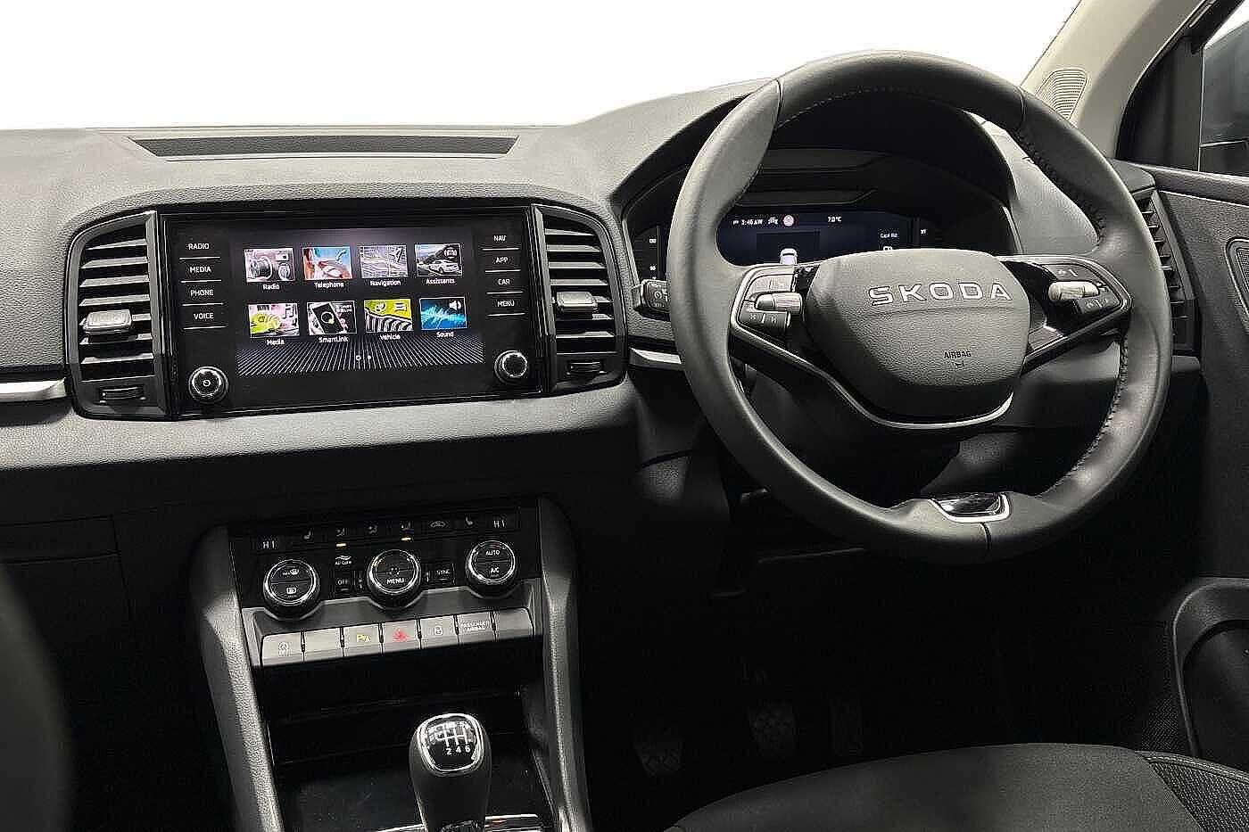 Used Skoda Karoq 2025 for sale - 77213600: Photo 2