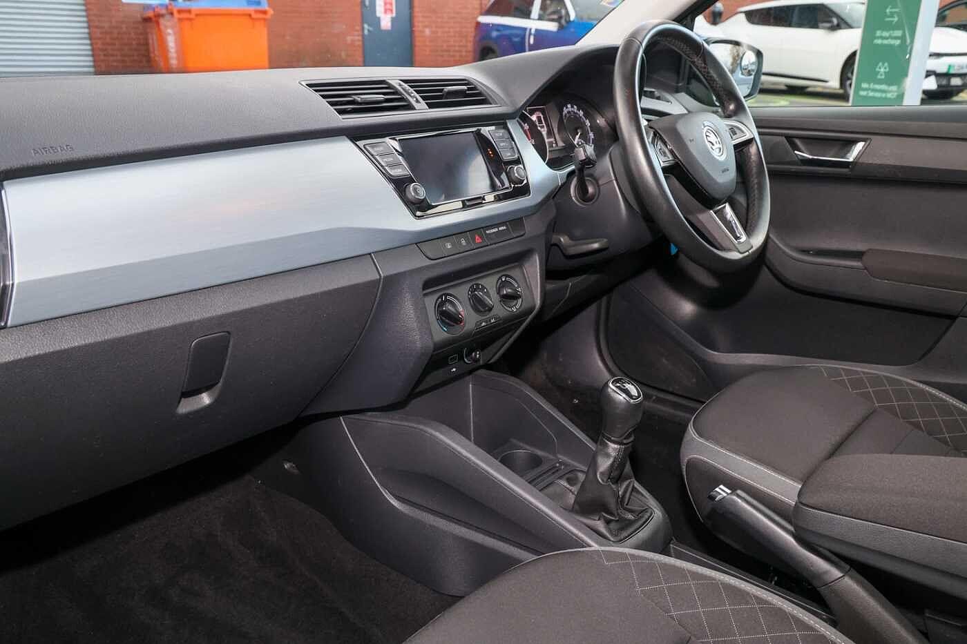 Used Skoda Fabia 2019 for sale - 77685515: Photo 2