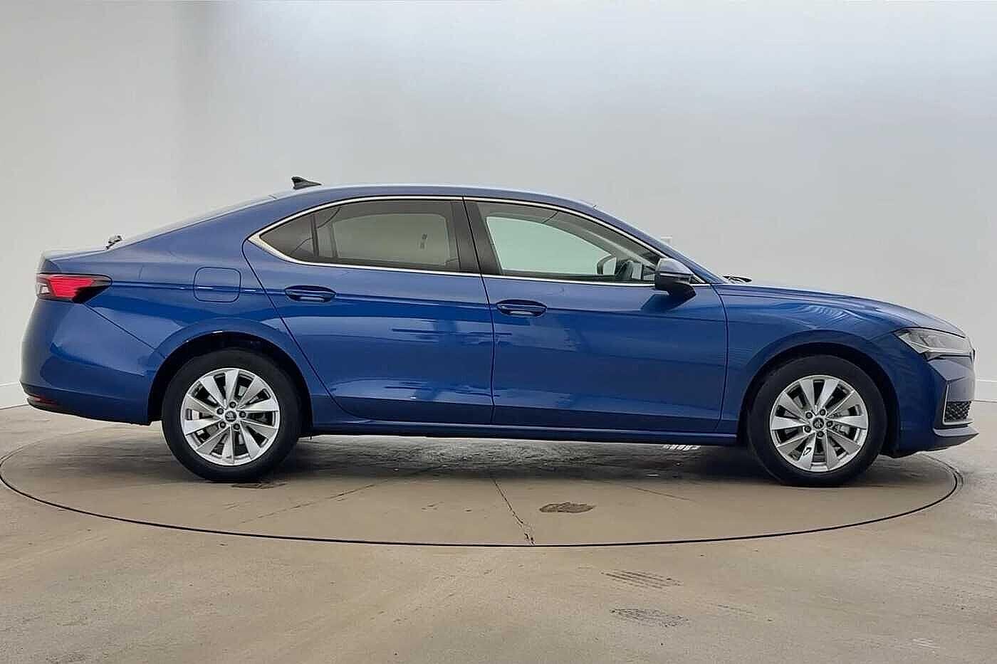 Used Skoda Superb 2025 for sale - 77567654: Photo 4