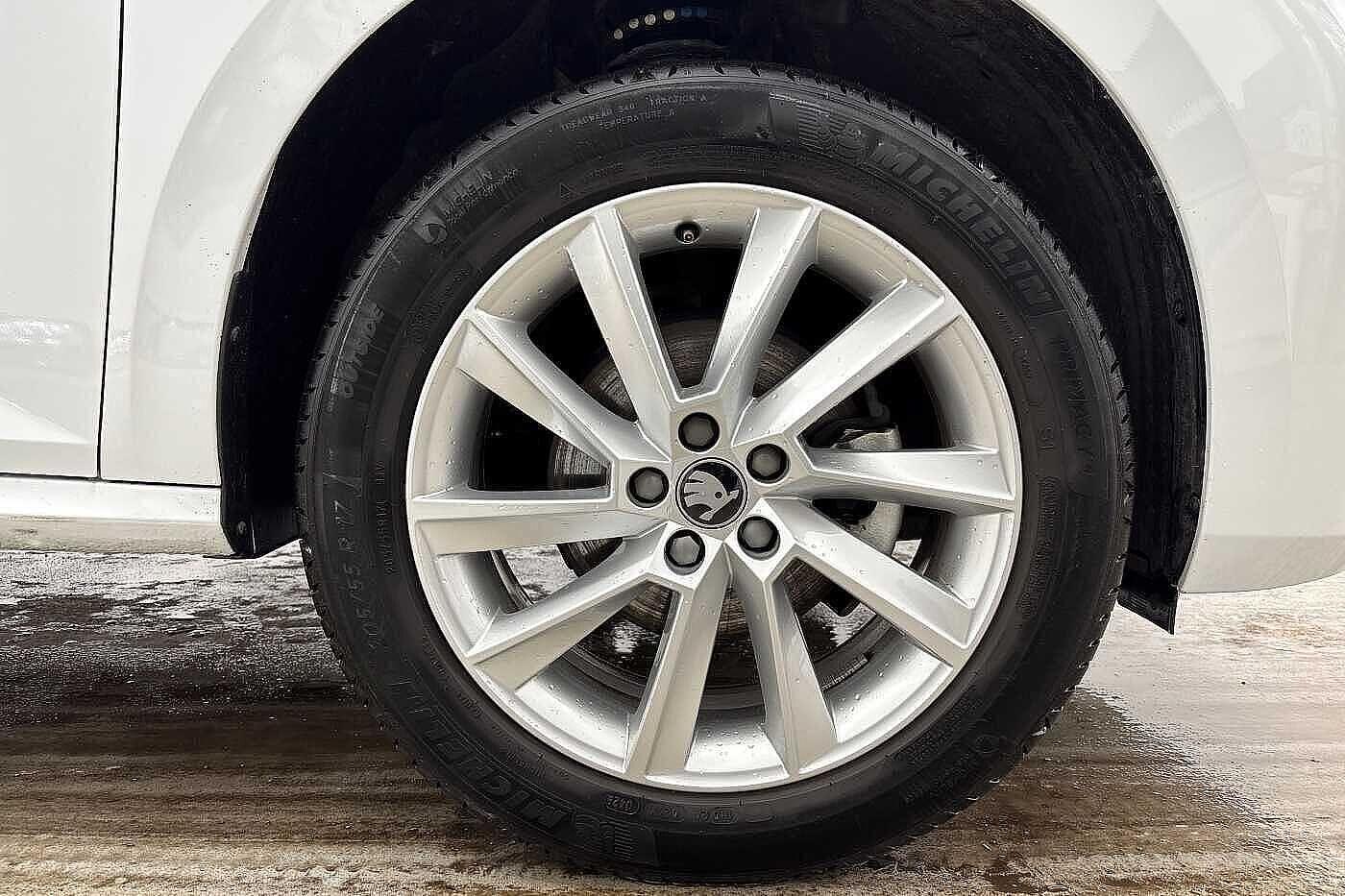 Used Skoda Kamiq 2025 for sale - 77915992: Photo 5