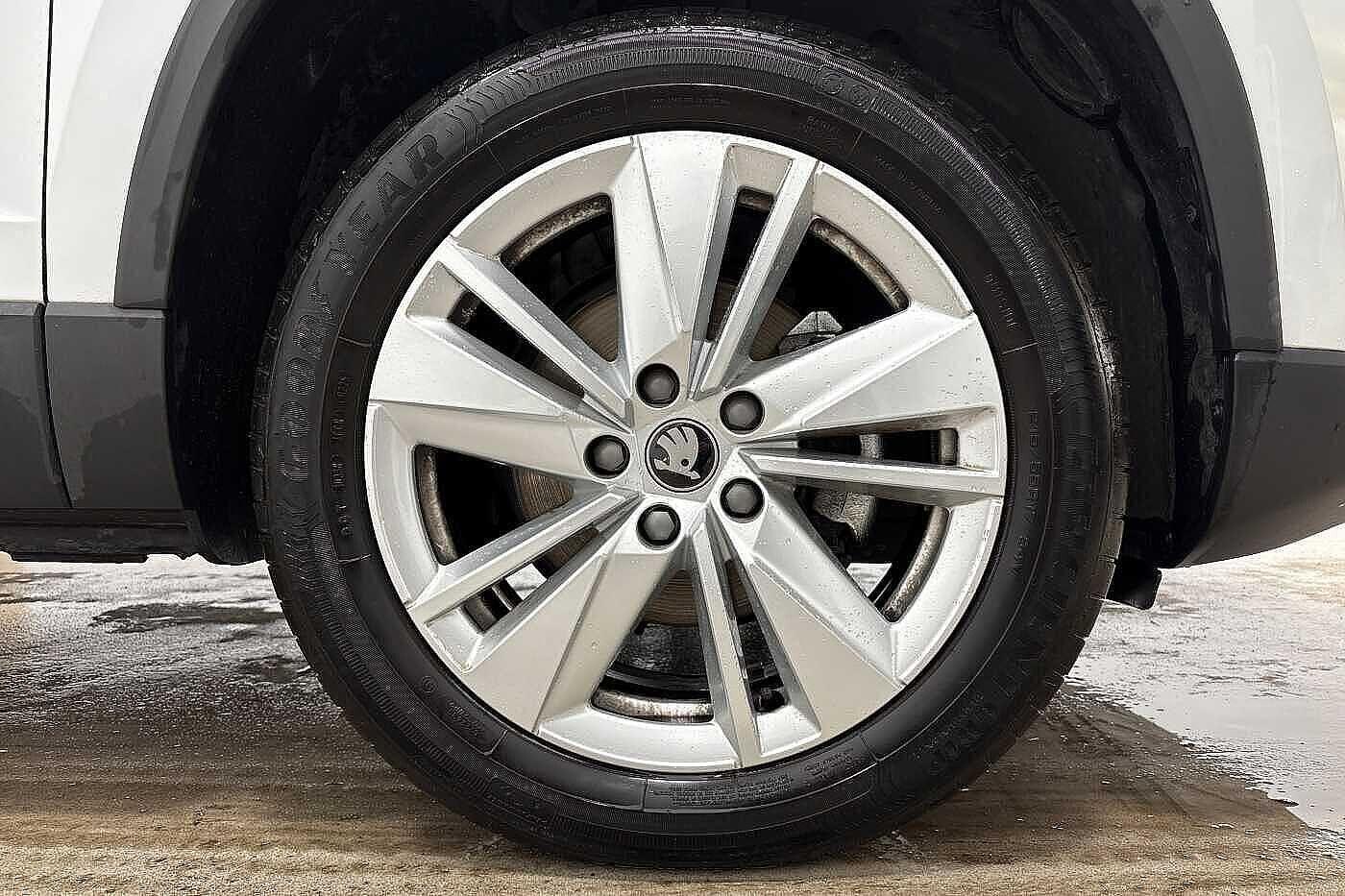 Used Skoda Karoq 2025 for sale - 76681498: Photo 5