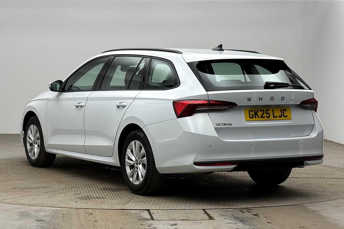 Used Skoda Octavia 2025 for sale - 78175505: Photo 3