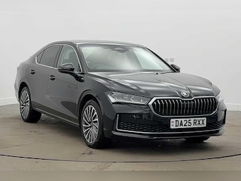 Used Skoda Superb 2025 for sale - 77459530: Photo