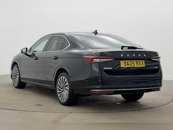 Used Skoda Superb 2025 for sale - 77459530: Photo