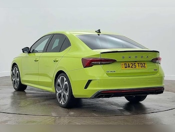Used Skoda Octavia 2025 for sale - 78175510: Photo