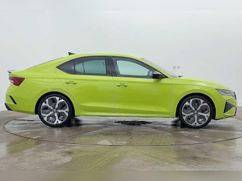 Used Skoda Octavia 2025 for sale - 78175510: Photo