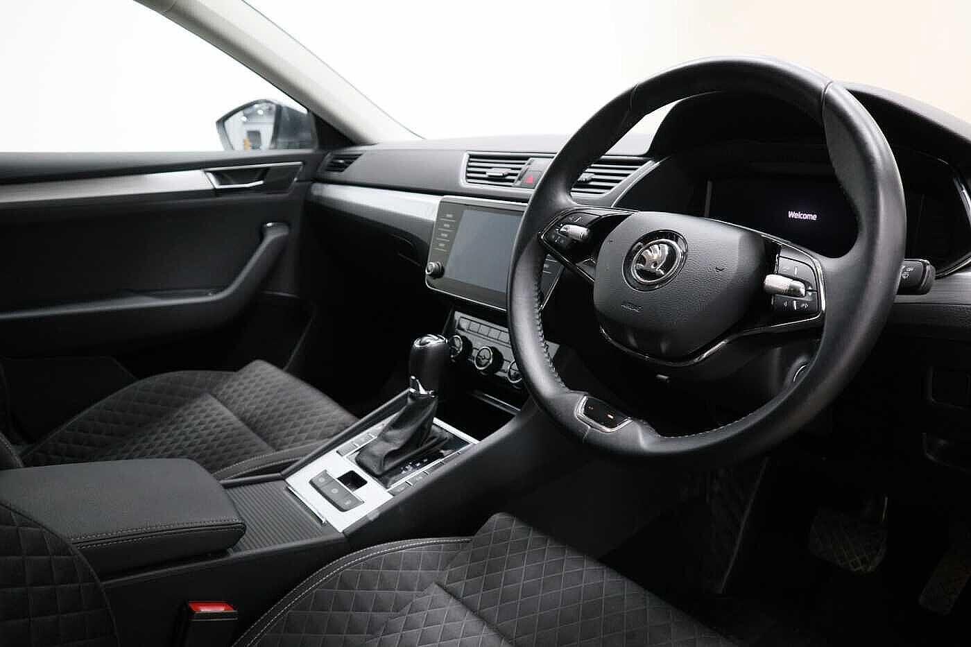 Used Skoda Superb 2022 for sale - 76809288: Photo 6