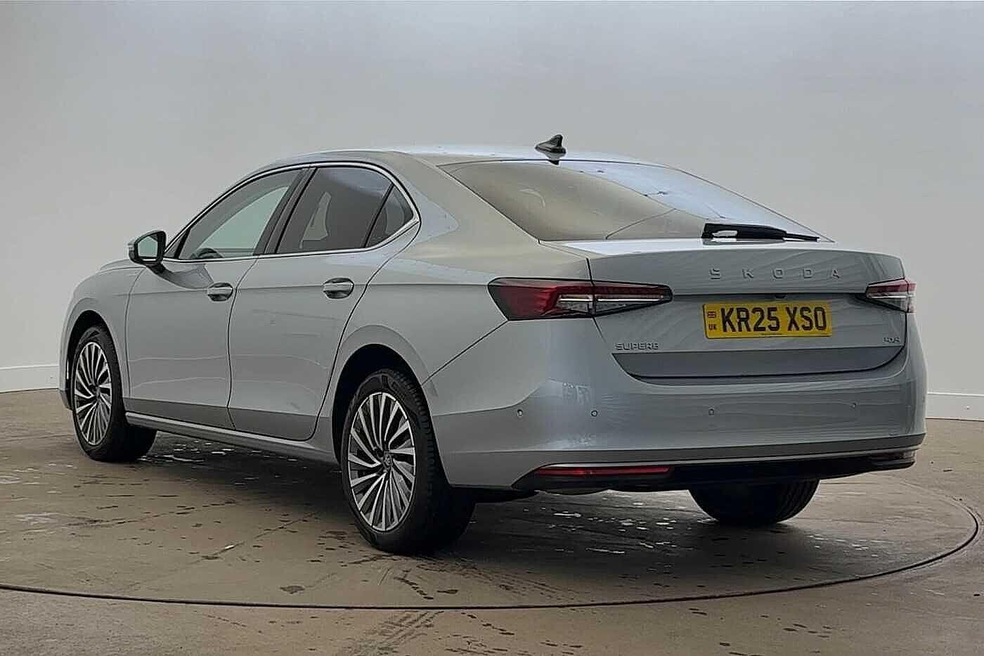 Used Skoda Superb 2025 for sale - 77135497: Photo 3