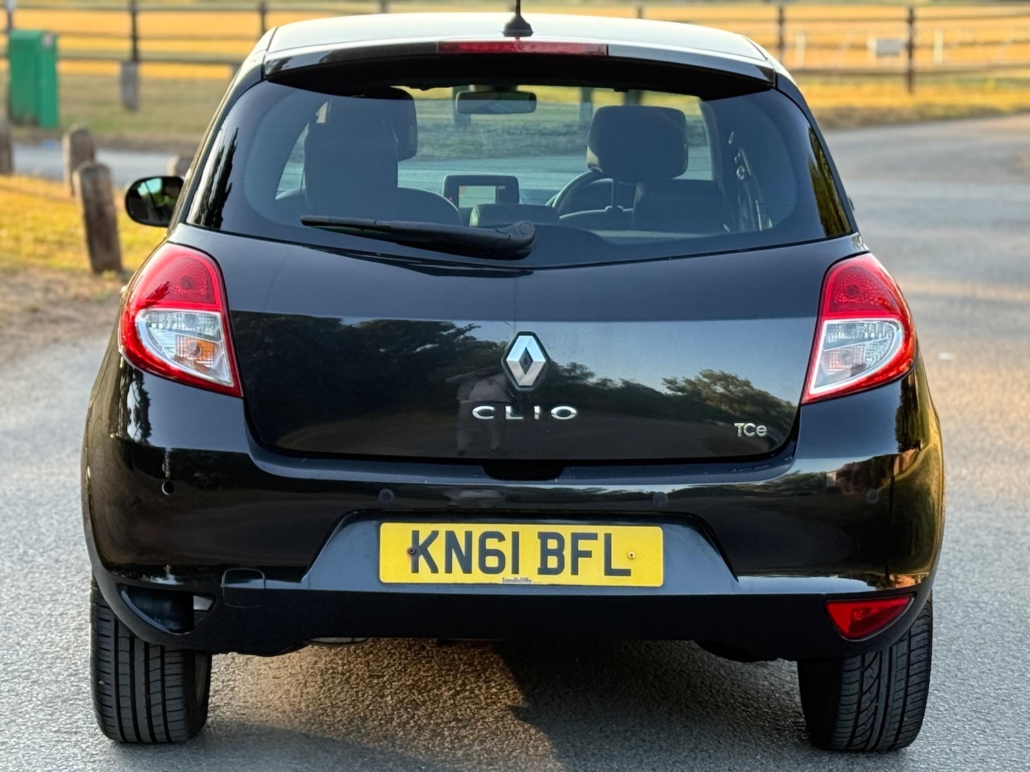 Vehicle 22