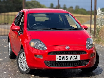 Used Fiat Punto 2015 for sale - 75140695: Photo