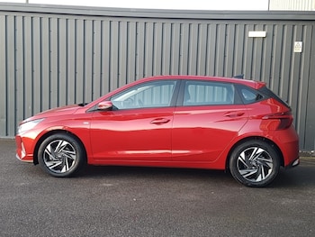 Used Hyundai i20 2023 for sale - 76967500: Photo