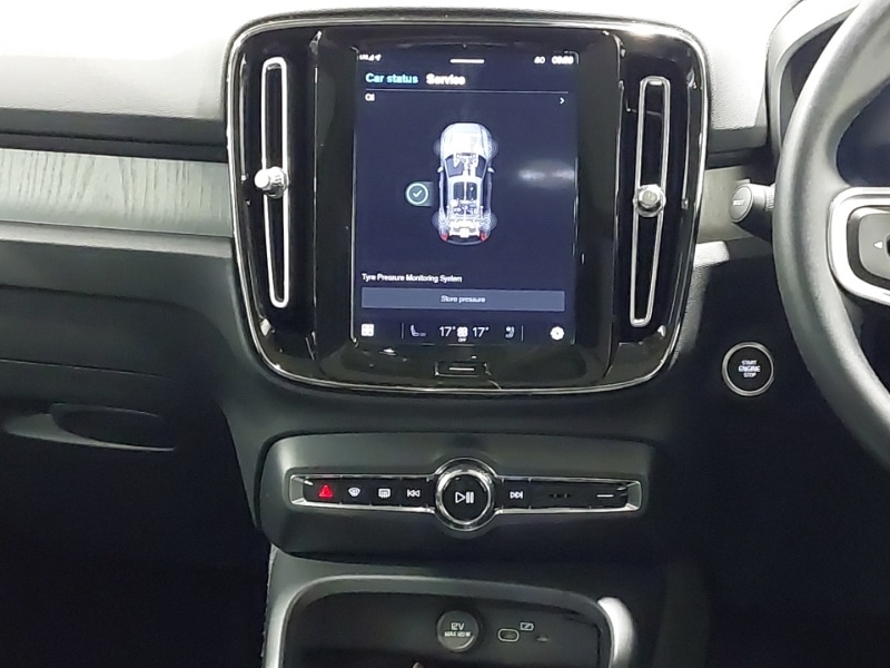 Used Volvo XC40 2024 for sale - 76833854: Photo 7