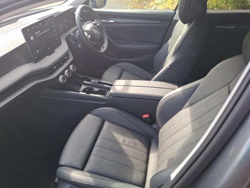 Used Skoda Superb 2024 for sale - 76358598: Photo 5