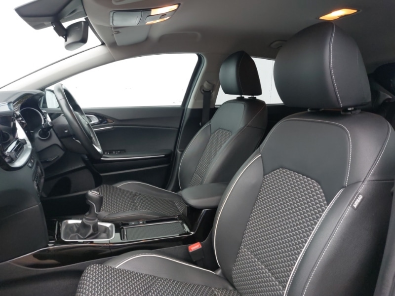 Used Kia XCeed 2023 for sale - 76778505: Photo 5