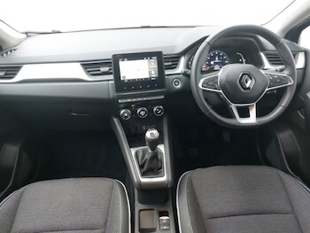 Used Renault Captur 2023 for sale - 77767717: Photo