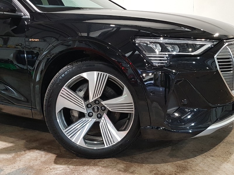 Used Audi e-tron 2022 for sale - 77492270: Photo 9