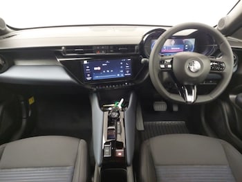 Used Alfa Romeo Junior 2025 for sale - 77531607: Photo