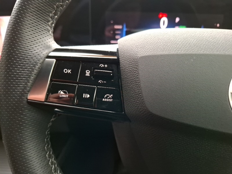 Used Vauxhall Astra 2024 for sale - 77304692: Photo 12