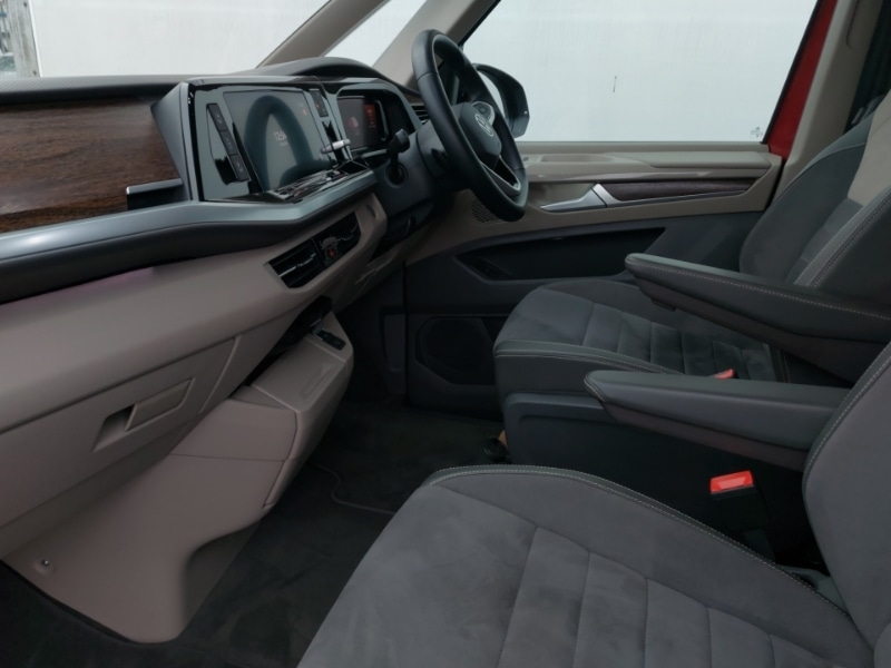 Used Volkswagen Multivan 2024 for sale - 77597087: Photo 5