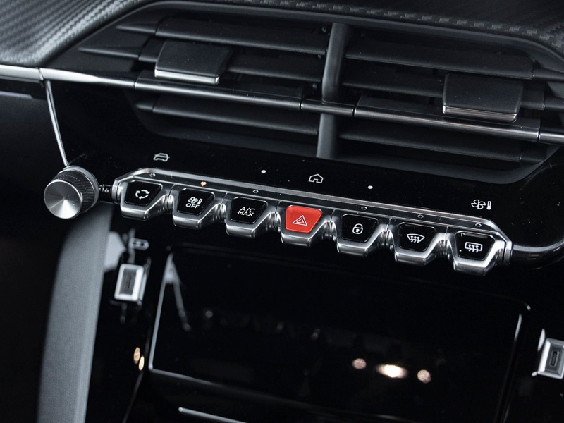 Used Peugeot 2008 2025 for sale - 76855568: Photo 12