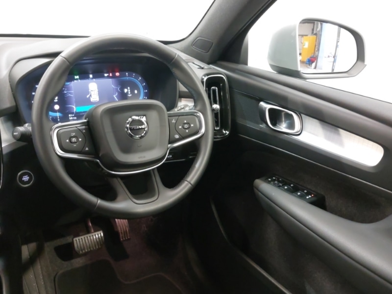 Used Volvo XC40 2024 for sale - 76911958: Photo 11